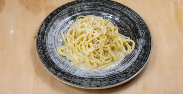 Tonnarelli cacio e pepe - Trattoria Pizzeria Donna Rosa, Fonte Nuova