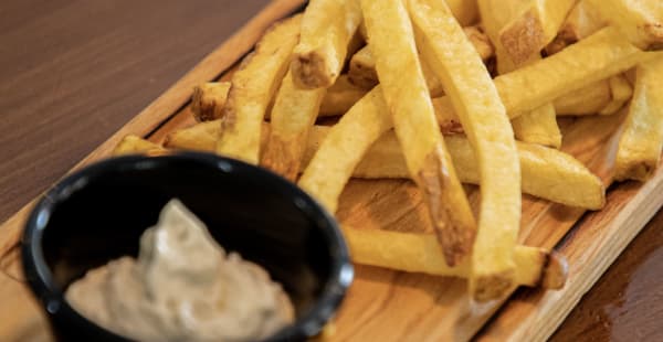 PATATAS FRITAS - The Burger Maker Halal Barcelona, Barcelona