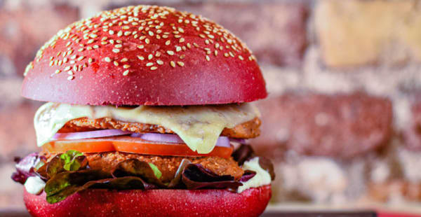 Burger de pollo peri peri 8,99€ - The Burger Maker Halal Barcelona, Barcelona