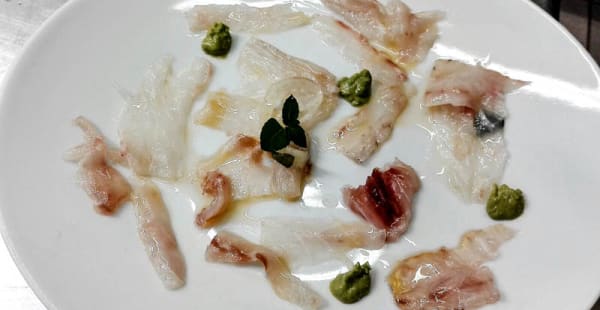 Crudo di pesce - santise' cucina piemontese contemporanea, Calliano