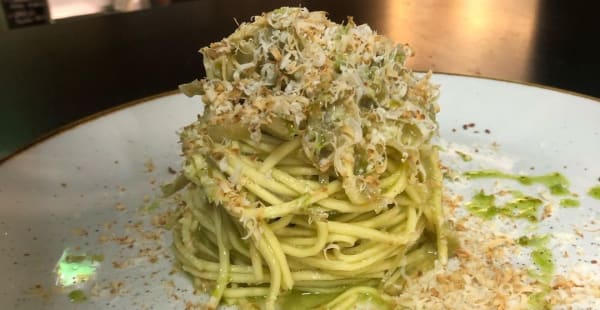 Tagliolini con carciofi, salsa al limone e ricotta di fossa affumicata - Osteria Fiaschetto, Milano