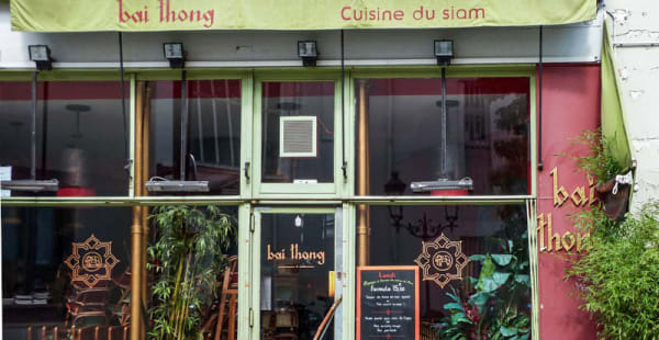 Entrée - Bai Thong, Paris