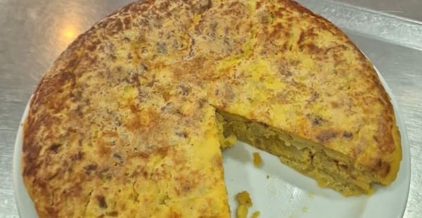 Tortilla de patatas (Tortilla española) - L' Esperança, Barcelona