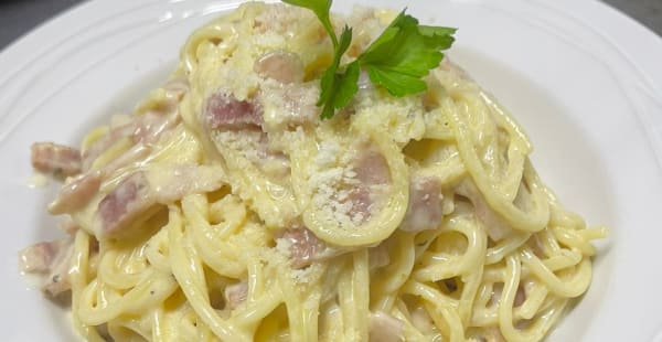 Spaguetti a la carbonara. - Foodland, Barcelona