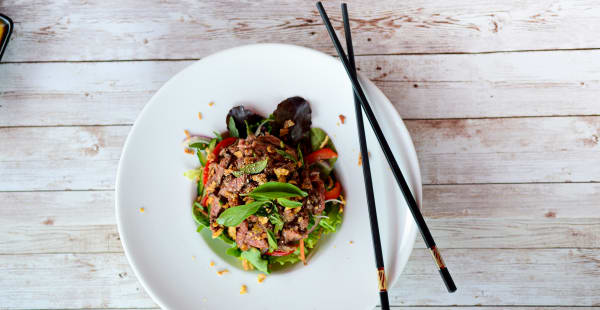 Salade de boeuf snacké - Issy l'Asie, Issy-les-Moulineaux