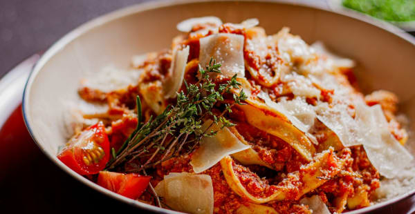 Tagliatelle a la bolognesa - Delica Bistro, Madrid