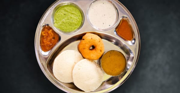 Idly Vada Sambar - Saravana Bhavan Roma, Roma