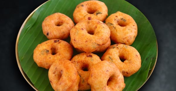 Medhu Vada - Saravana Bhavan Roma, Roma