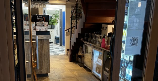 L’entrée du restaurant - Le Grenier de Notre Dame, Paris