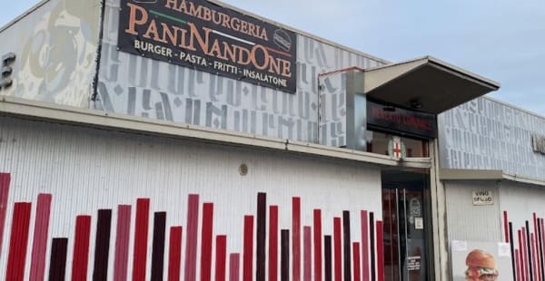 Hamburgeria PaniNandOne, Milano