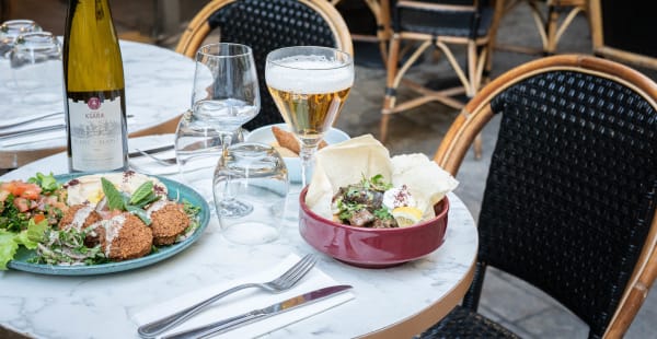 Falafel Café, Paris