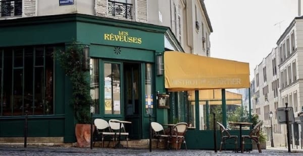 Les Rêveuses By Les Cantiniers, Paris