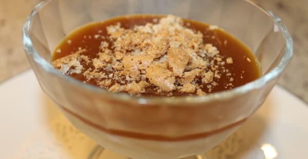 Pannacotta maison sauce au caramel - Le Cru de Paris, Paris