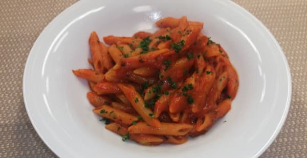 penne all'arrabiata - Ristorante Petrucci, Roma