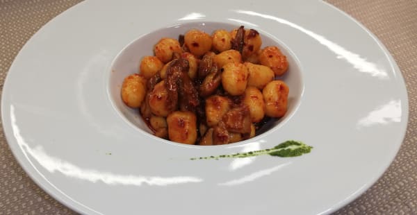 Gnocchi al ragù - Ristorante Petrucci, Roma