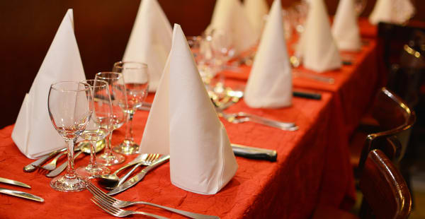 Détail de table - Chez Ma Cousine (Restaurant Cabaret), Paris