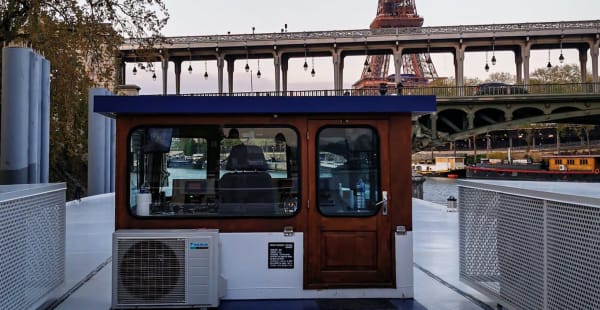 Bateau Le Capitaine Fracasse: dîners et brunchs-croisières, Paris