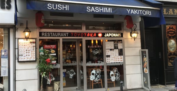 Toyotaka, Paris