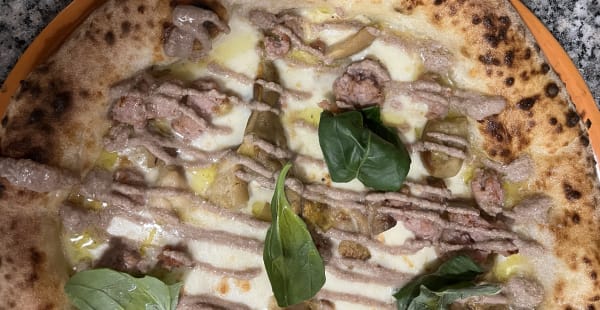 Johnny Take Uè – Pizzeria d'Eccellenza Napoletana, Milano