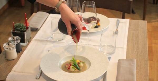 Entrée et plat de la carte - L'Ecorce, Carouge