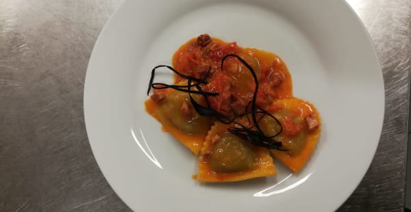 Ravioli provola e melanzane - Cotto e Mangiato - Pasta all'uovo, Roma