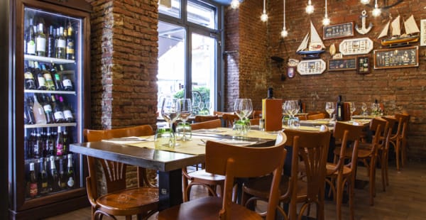 Sala - Enoteca con Cucina di Pesce, Milano