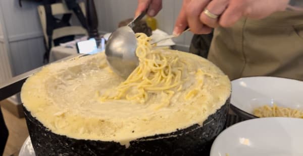 Cacio e Pepe - BucaVino, Roma