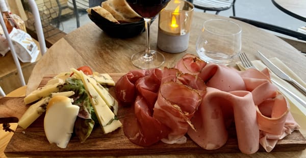 Planche italienne charcuterie et fromage - Casa del Sole, Paris