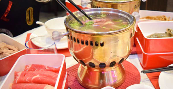 L'accompagnement de la fondue chinoise - Picture of Domo, Merignac -  Tripadvisor