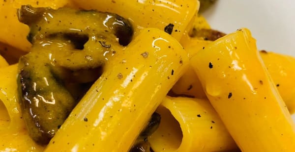 Rigatoni alla Carbonara - L'Osteria degli Avvocati, Roma