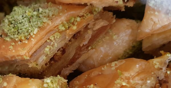 La pâtisserie phare du Liban : BAKLAWAS  - Chez Marc, Paris