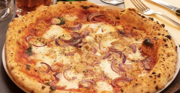 Pizza Tonno  - Per Bacco, Bruxelles