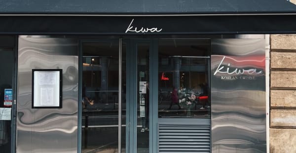 Kiwa, Paris