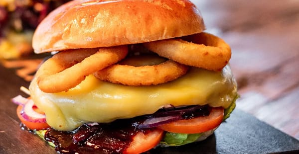 Koeien en Kaas Zoetermeer in Zoetermeer - Menu, openingstijden, prijzen