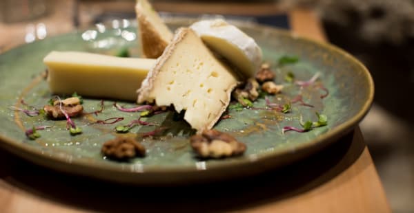 Suggestion de fromages - Le Petit Commines, Paris