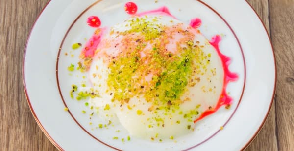 Mehalabieh Crème de Lait à la fleur d'orangée - Les Vignes du Liban, Paris