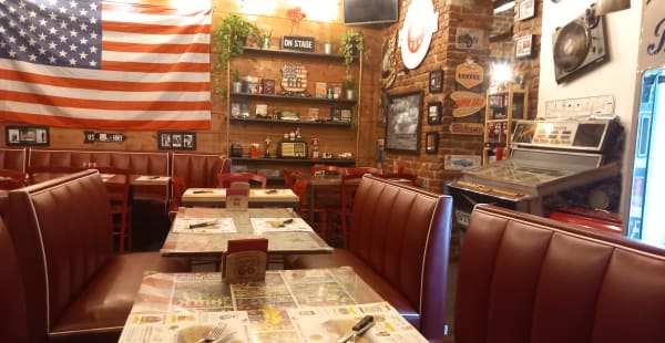 Route 66 American Diner, Milano