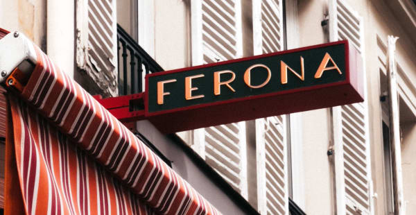 Ferona, Paris