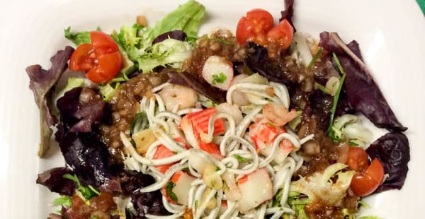 Ensalada del mar con vinagreta de tomate - Entrebrasas - Alcorcón, Alcorcón