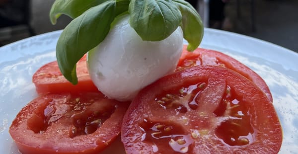 Caprese di Bufala - Ma che ce frega, Milano