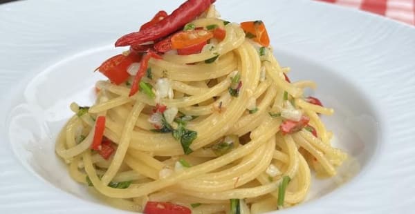 Spaghetti Aglio, Olio e Peperoncino  - Ma che ce frega, Milano