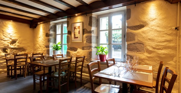 salle cosy - Delice Ange'Vin, Le Grand-Saconnex