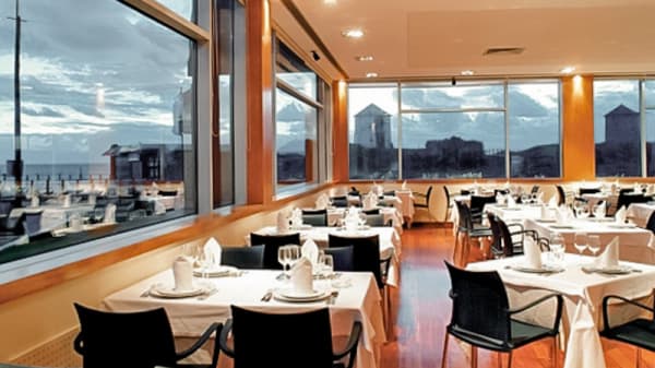 Sala - Camelo Apúlia, Apúlia