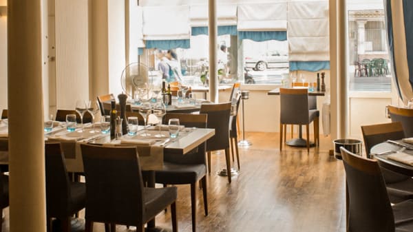 La Bonne Table In Clichy Restaurant Reviews Menu And Prices Thefork