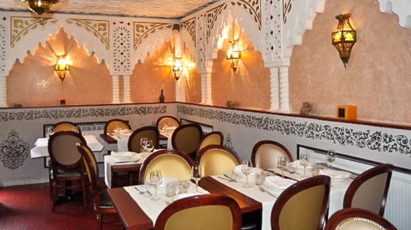 Restaurant Le Timgad A Courbevoie Menu Avis Prix Et Reservation