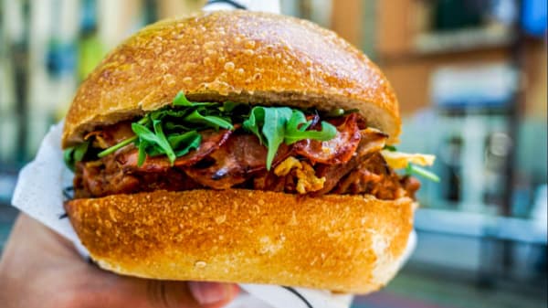 La Caleta Burger In Barcelona Restaurant Reviews Menu And Prices Thefork