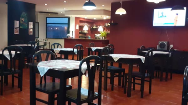 Vista da sala - Restaurante Pizzaria panorâmico, Setúbal