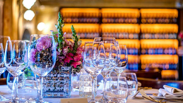 Kakel Kök & Bar i Halmstad Restaurangens meny, öppettider photo0.jpg Bild från Hummër Grill & Bar, Halmstad