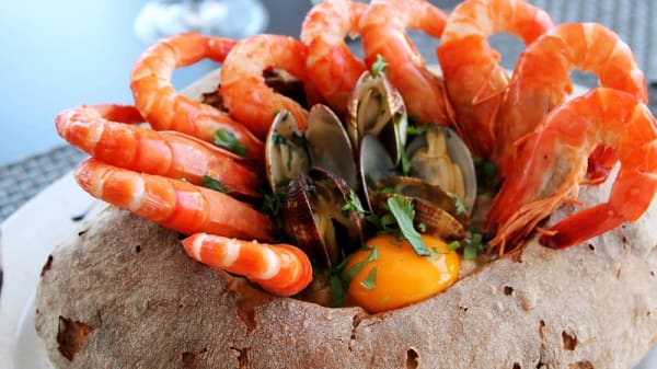 Prato - Mar Bravo, Nazaré