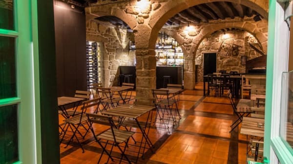 Sala - À Bolina, Porto